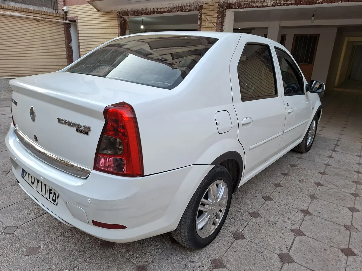 رنو،  تندر 90
