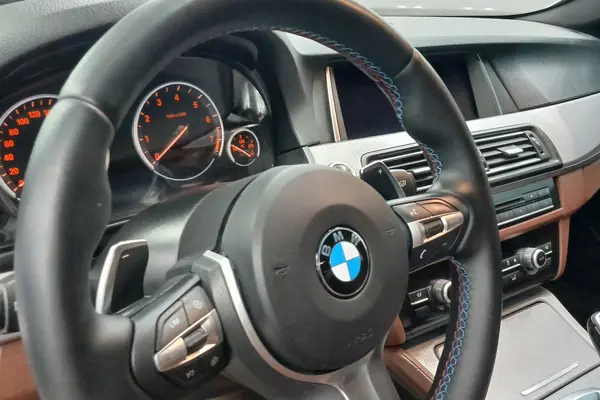 ب ام و، سری 5 سدان