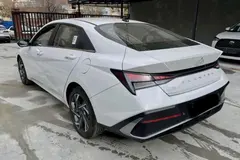 هیوندای، النترا