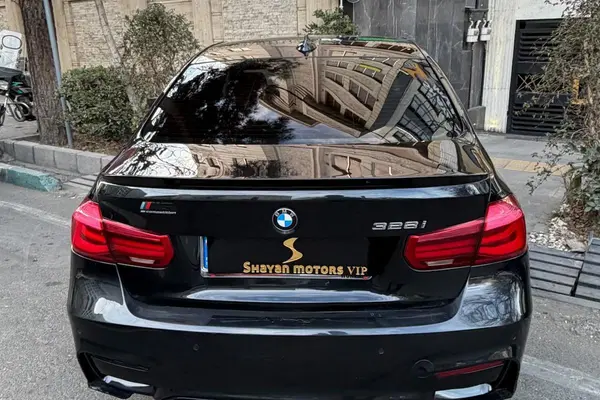 ب ام و، سری 3 سدان