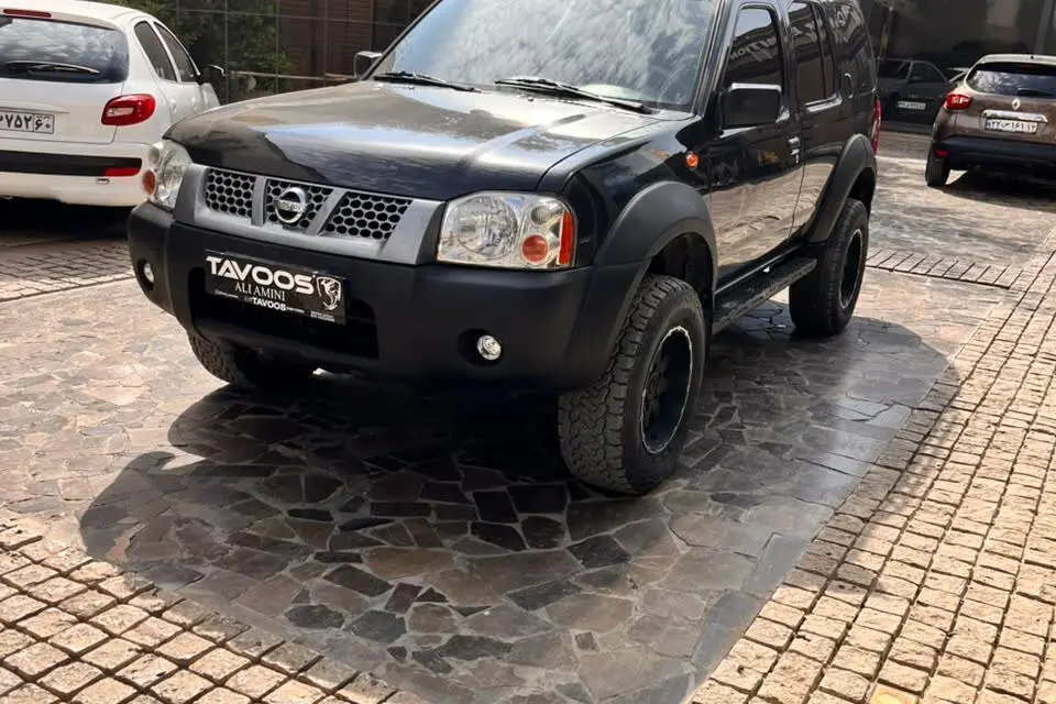 نیسان،  رونیز