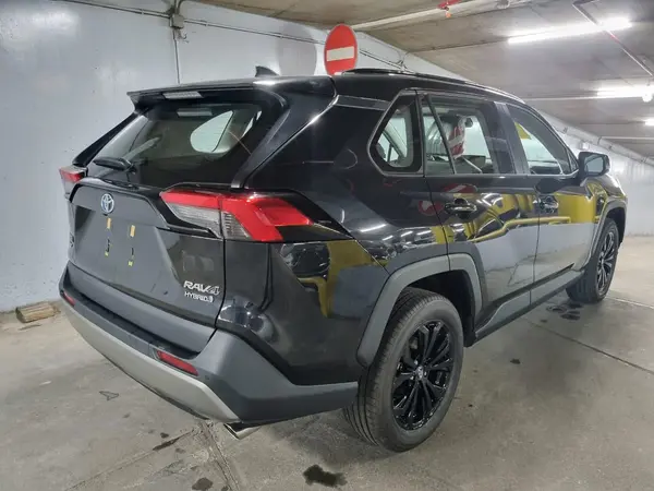 تویوتا، راوفور هیبرید