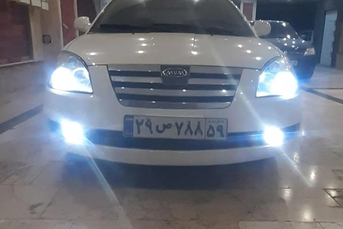 ام وی ام،  530