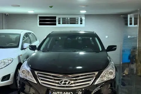 هیوندای، آزرا (گرنجور)