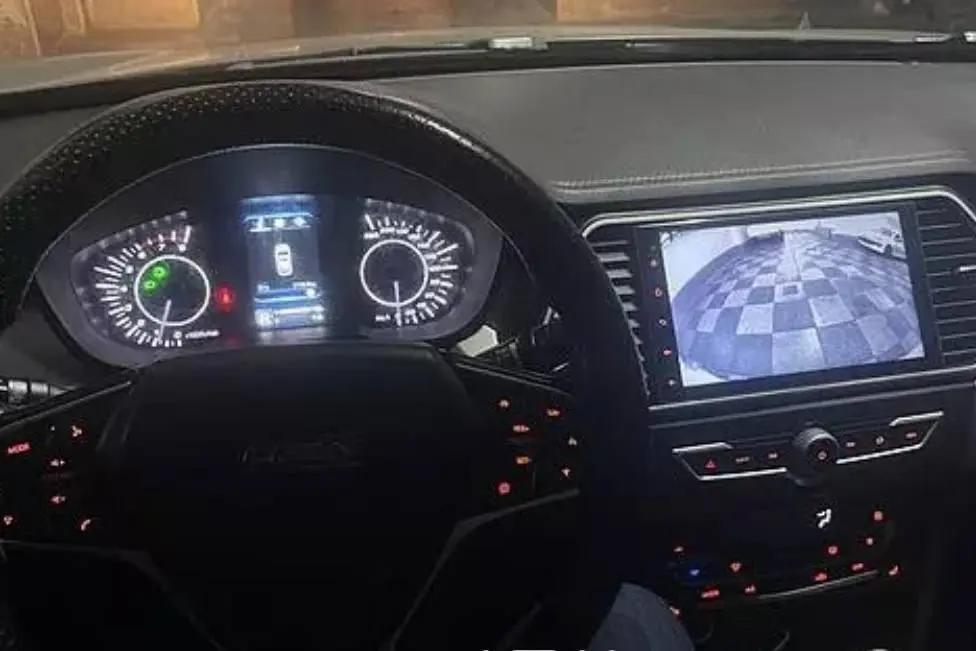 لیفان  X70