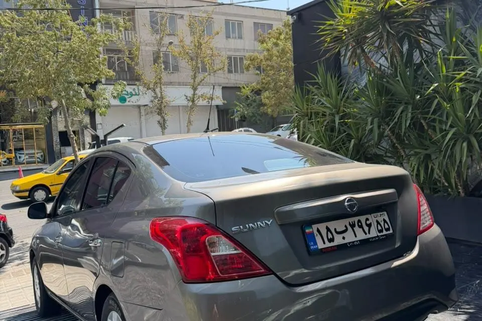 نیسان،  سانی