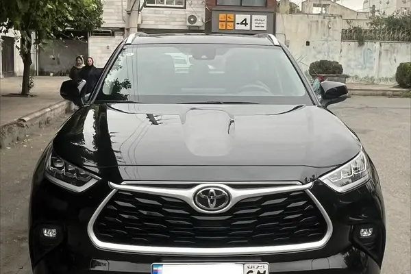 تویوتا  هایلندر هیبرید