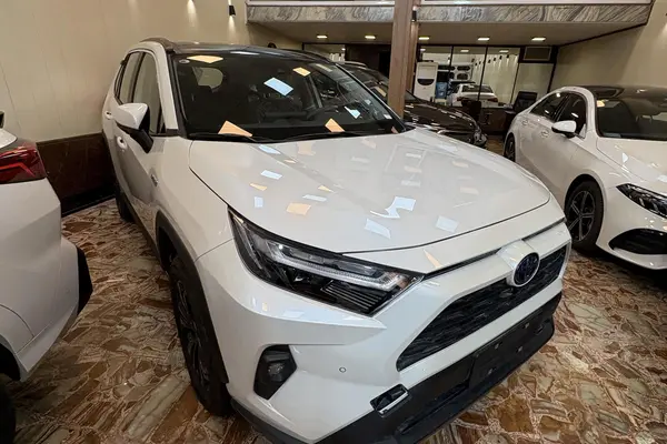 تویوتا، راوفور هیبرید