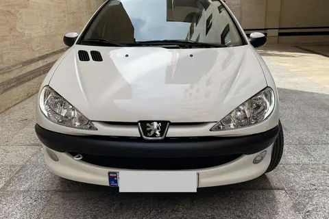 پژو، 206