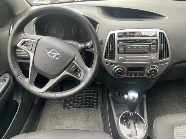 هیوندای، i20