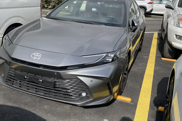 تویوتا، کمری هیبرید