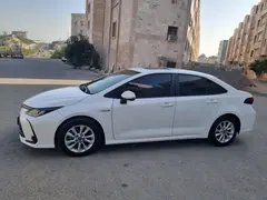 تویوتا، کرولا هیبرید