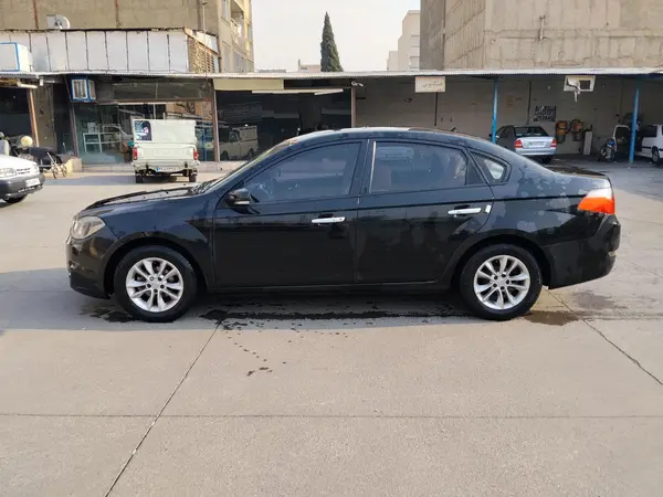 برلیانس، H330