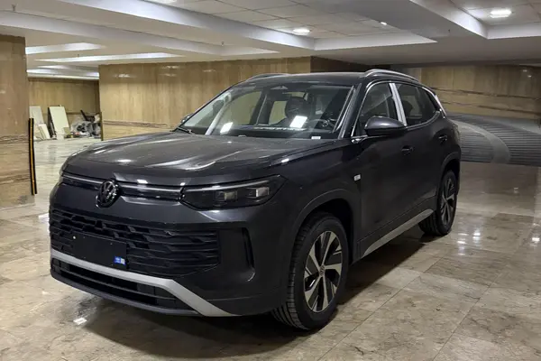 فولکس، تایرون L