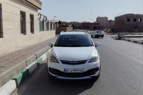 ام وی ام، 315هاچ بک