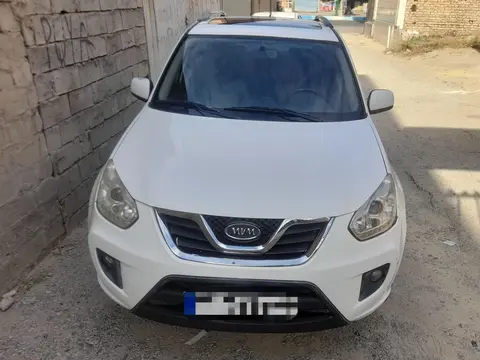 ام وی ام، X33