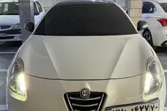 آلفارومئو، جولیتا