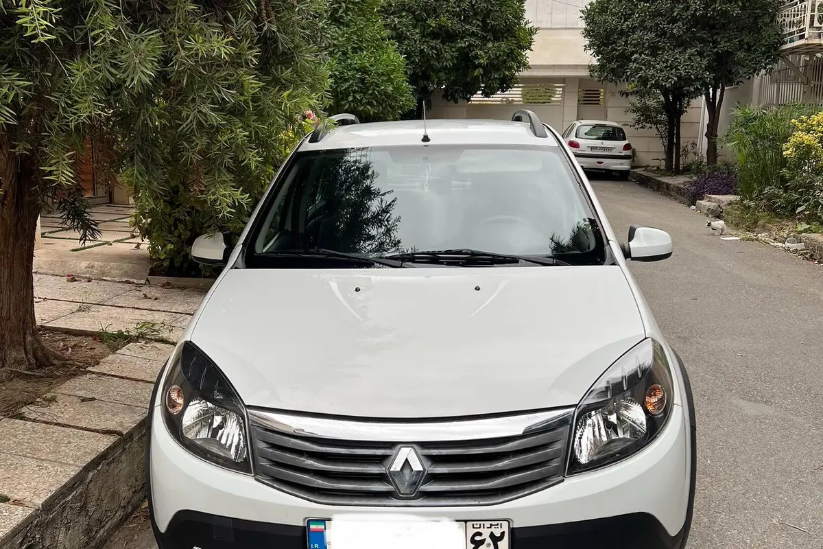رنو،  ساندرو استپ وی