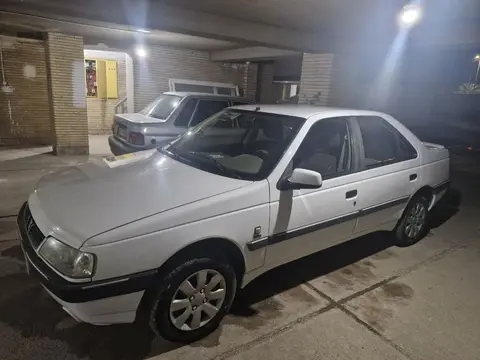 پژو، 405