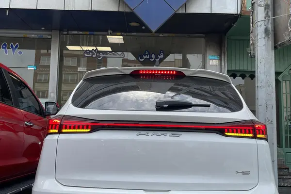 کی ام سی  X5