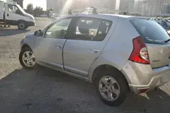 رنو، ساندرو