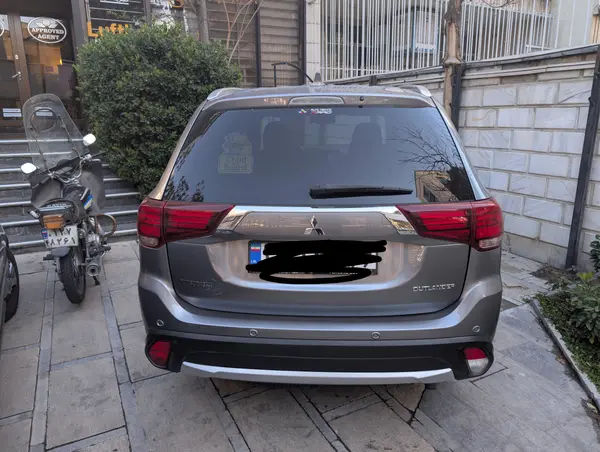 میتسوبیشی، اوتلندر