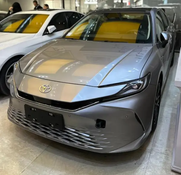 تویوتا، کمری هیبرید