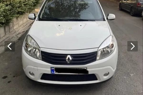 رنو، ساندرو