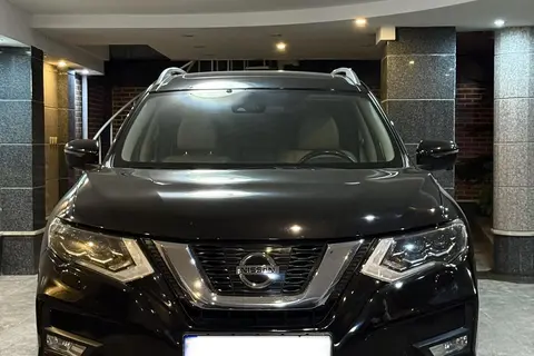 نیسان، ایکس تریل