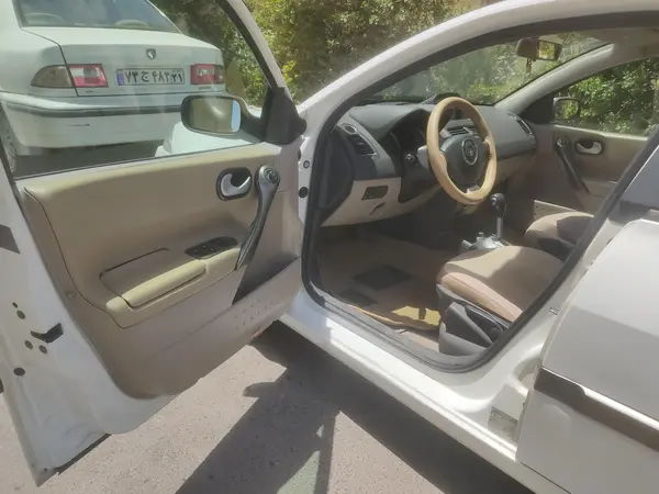 رنو  مگان (مونتاژ)