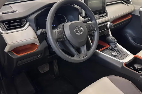 تویوتا، راوفور