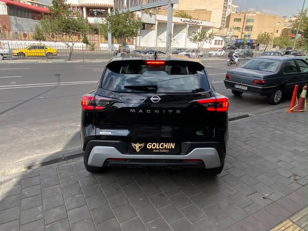 نیسان،  مگنایت