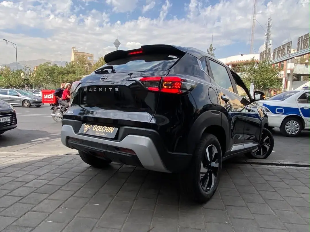 نیسان،  مگنایت