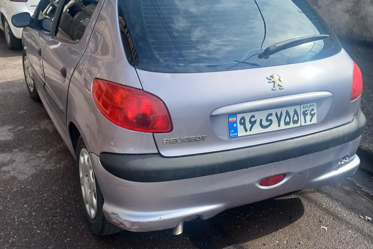 پژو،  206