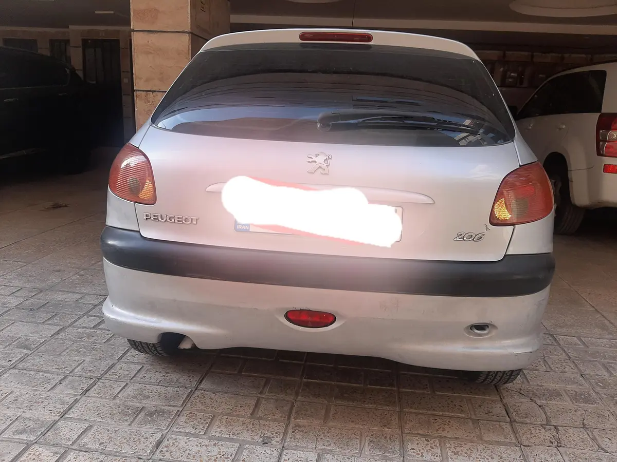 پژو  206
