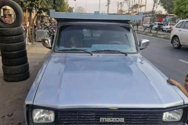 مزدا،  وانت تک‌کابين