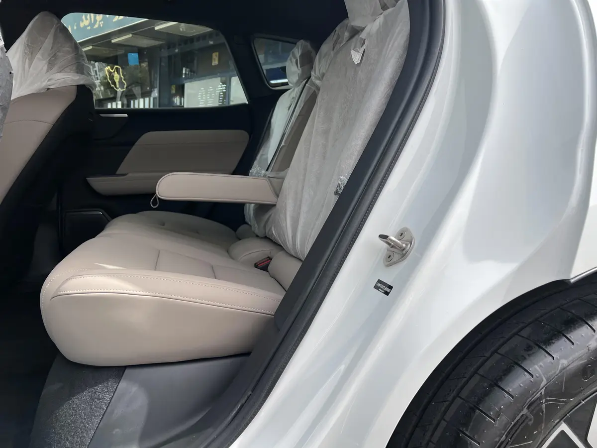 ولوو،  XC70