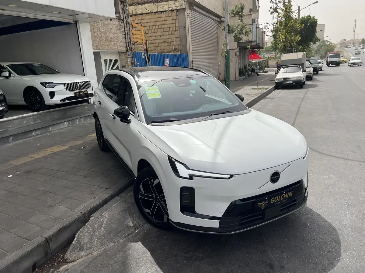ولوو،  XC70