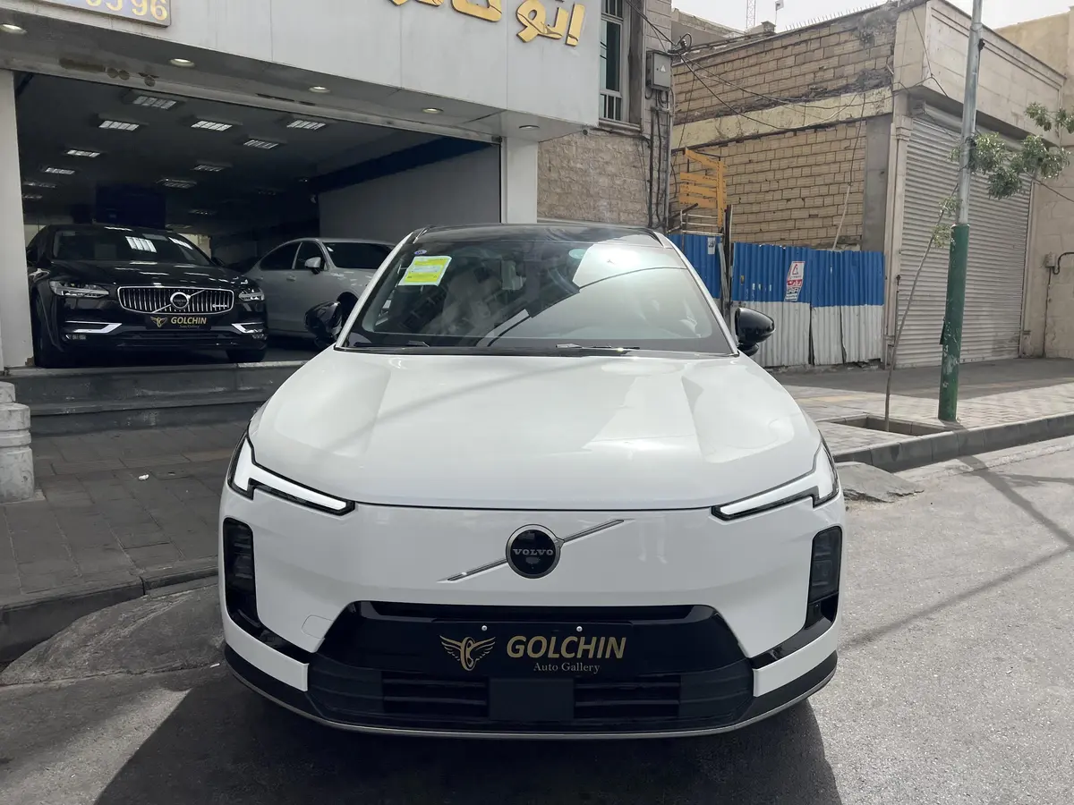 ولوو،  XC70