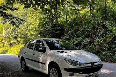 پژو، 206 SD