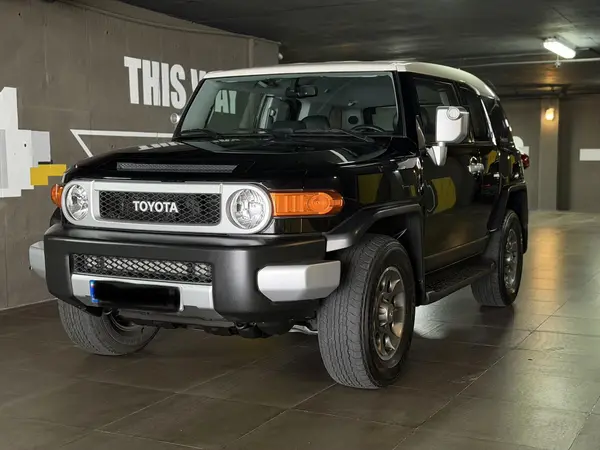 تویوتا، اف جی کروز