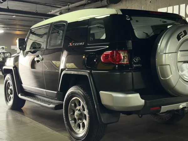 تویوتا، اف جی کروز