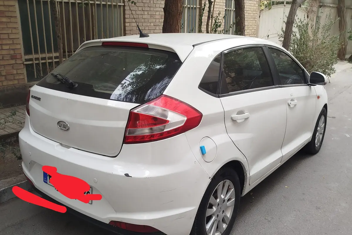 ام وی ام،  315هاچ بک