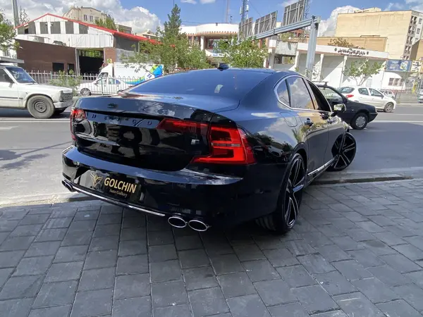 ولوو  S90
