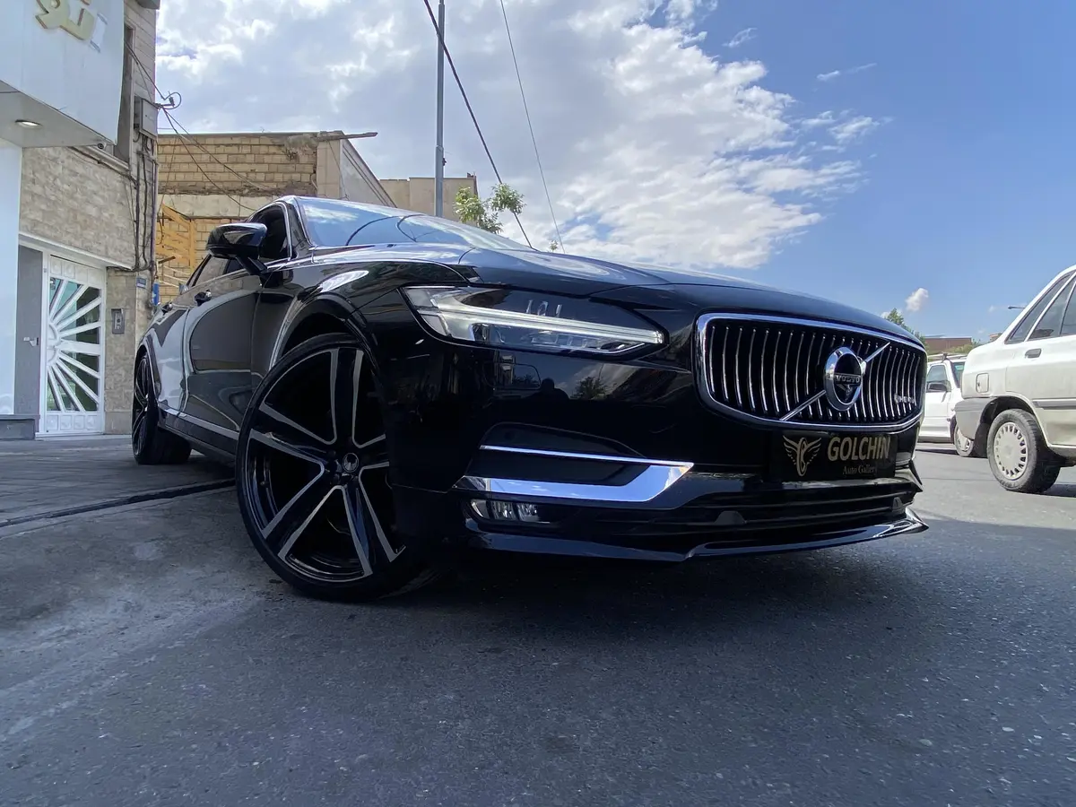 ولوو  S90