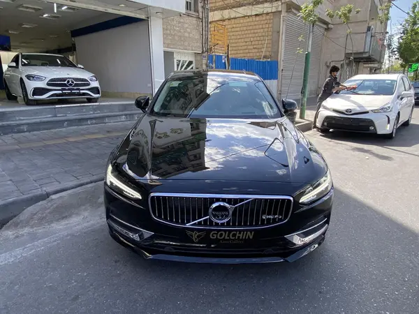 ولوو  S90