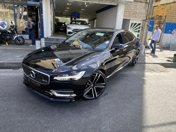 ولوو  S90