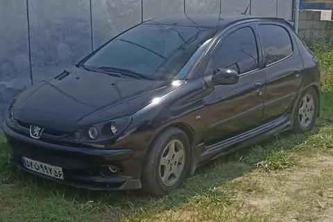 پژو، 206