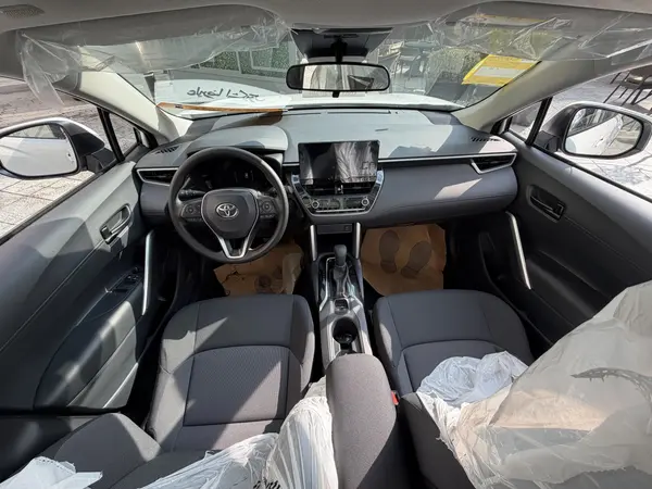 تویوتا، فرانت لندر هیبرید