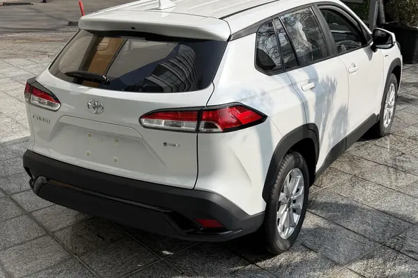 تویوتا، فرانت لندر هیبرید